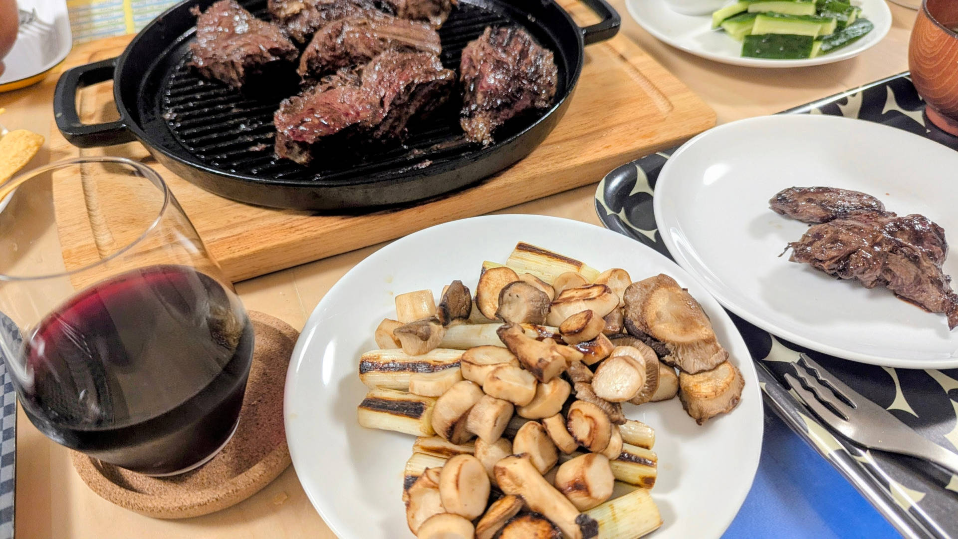 Eat beef belly steak